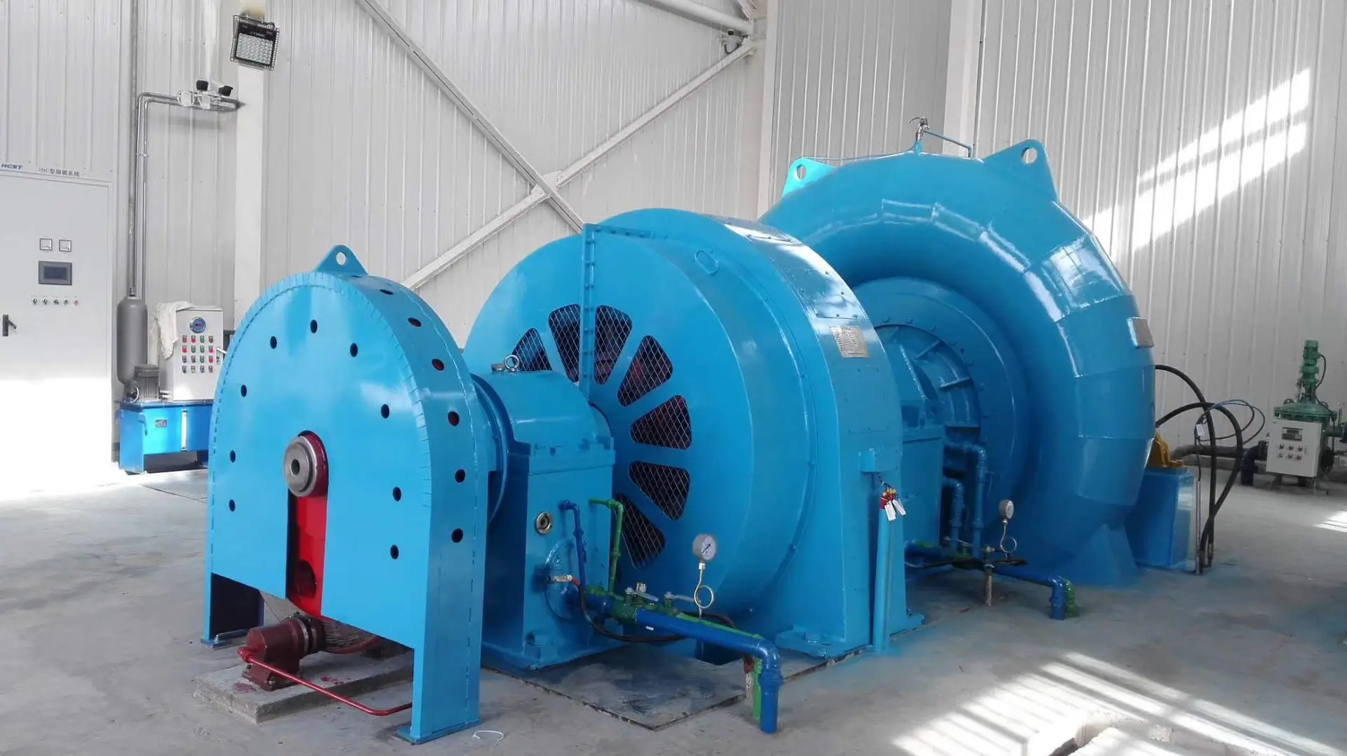 水斗式水輪發(fā)電機(jī)